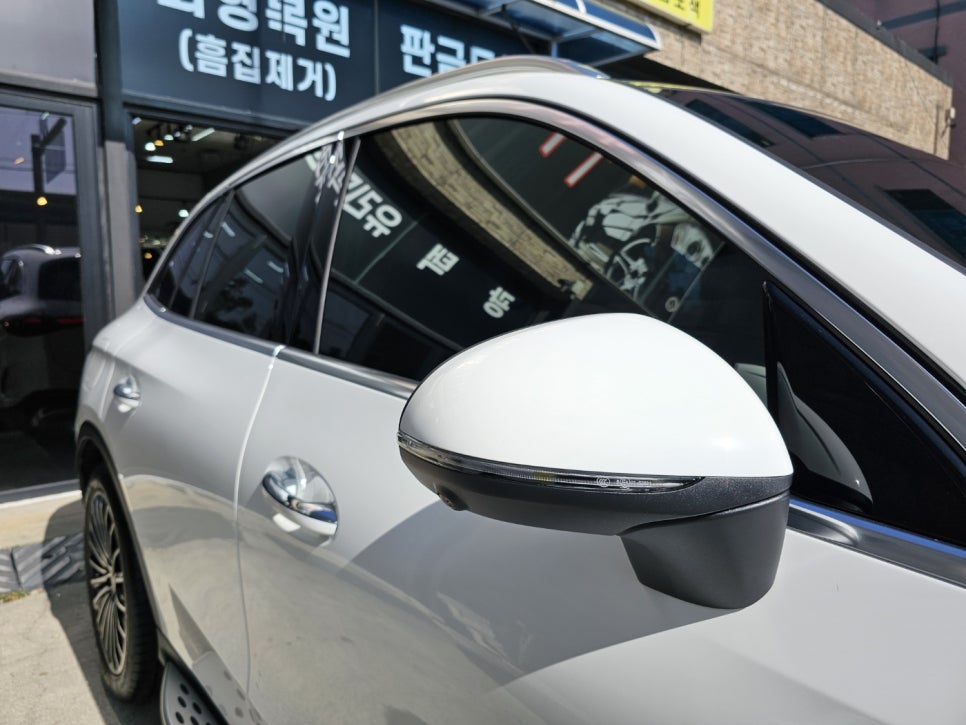 벤츠 GLC 글라스·크롬몰딩 유리막코팅 작업